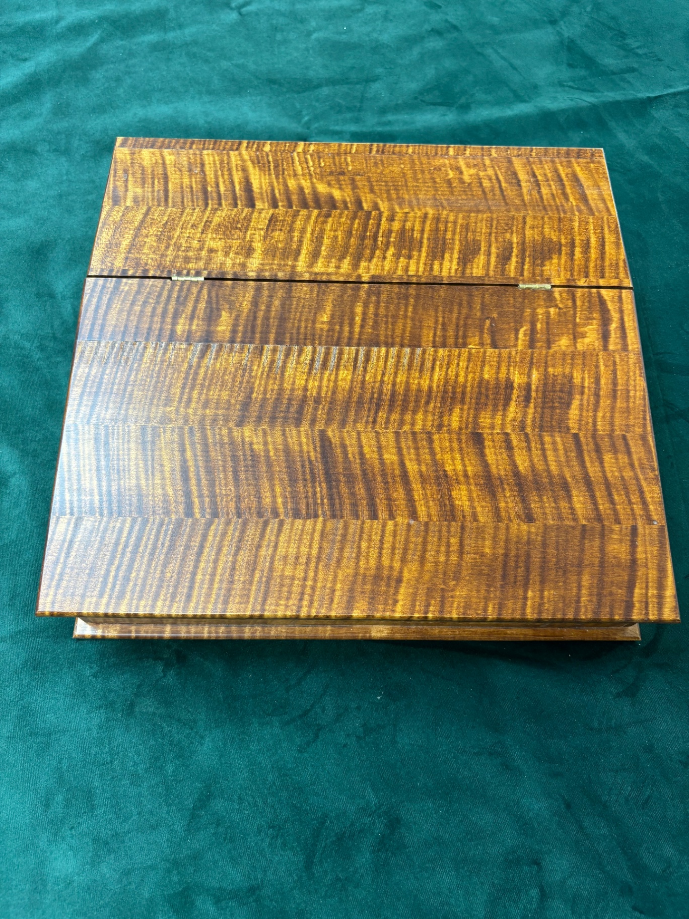 McLean House Appomattox Writing Desk replica, closed